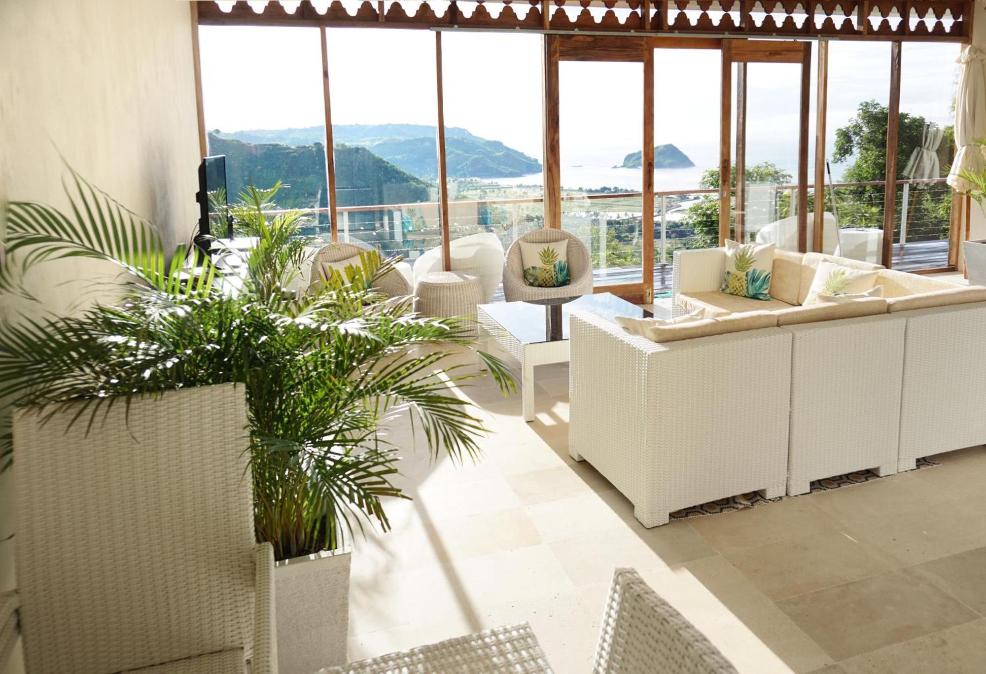 Villa Atas Pelangi Kuta  Exterior foto